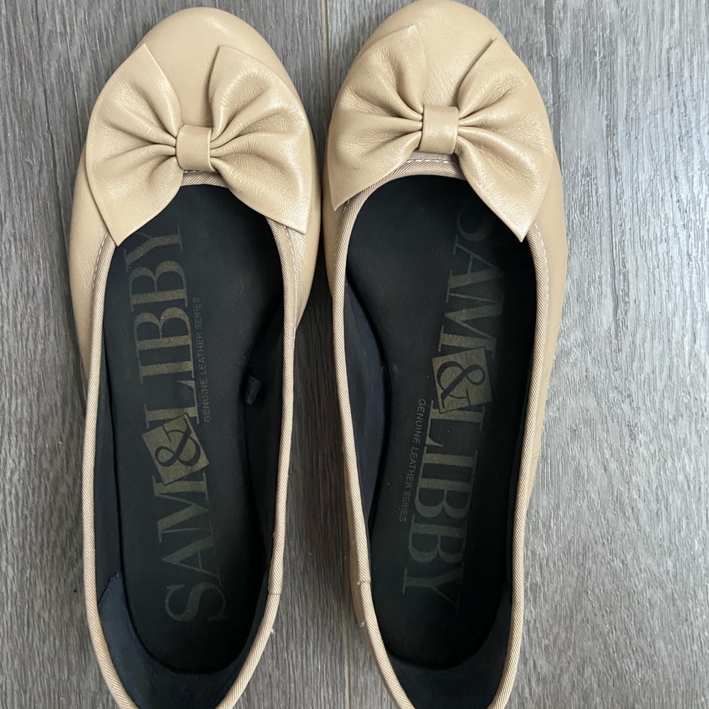 Sam & Libby nude ballet flats
